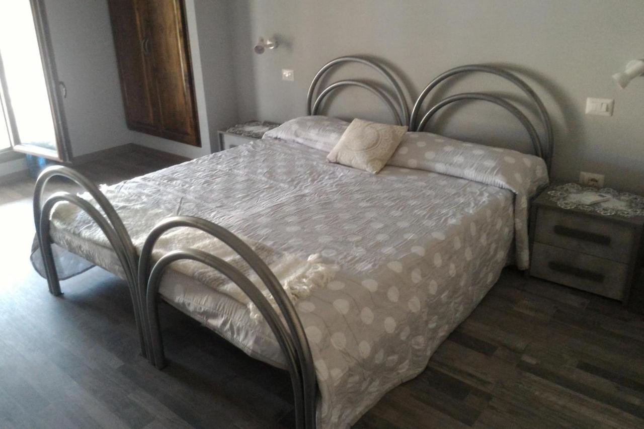 Corona Bed&Breakfast Sardara Exterior foto