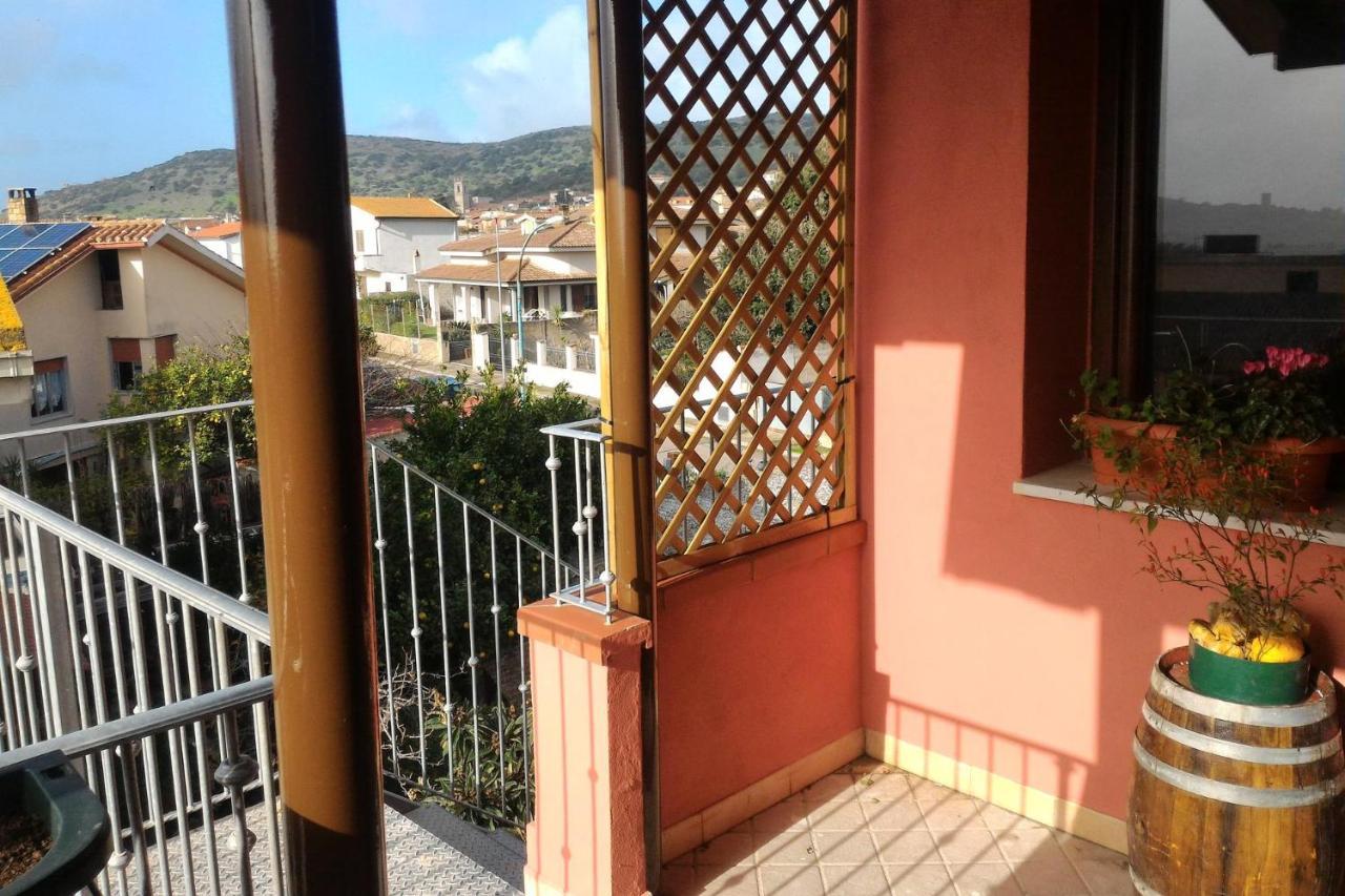 Corona Bed&Breakfast Sardara Exterior foto
