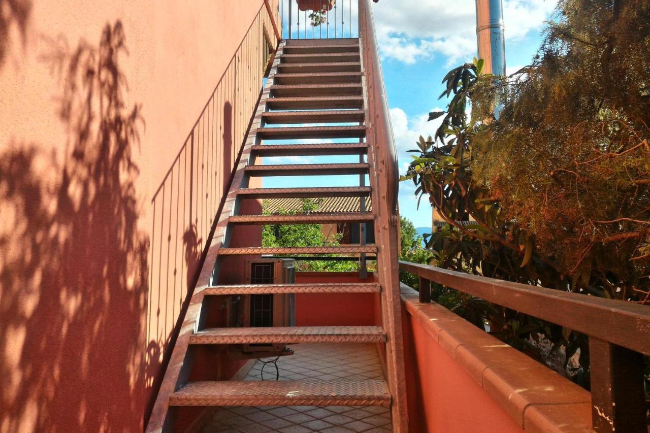 Corona Bed&Breakfast Sardara Exterior foto