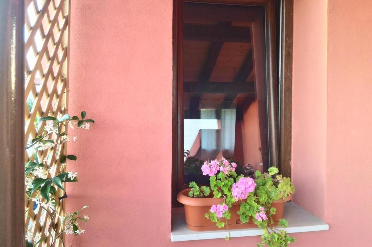 Corona Bed&Breakfast Sardara Exterior foto